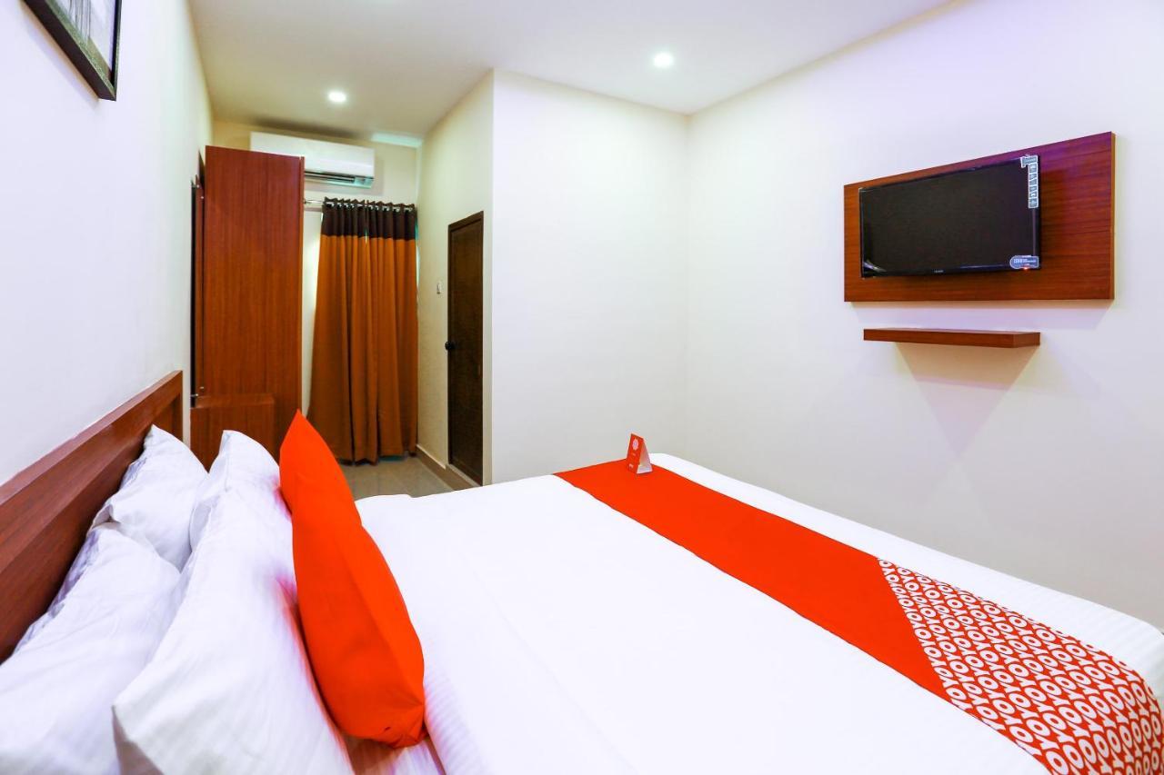 Oyo Ramis Residency Hotel Kannur Exterior photo