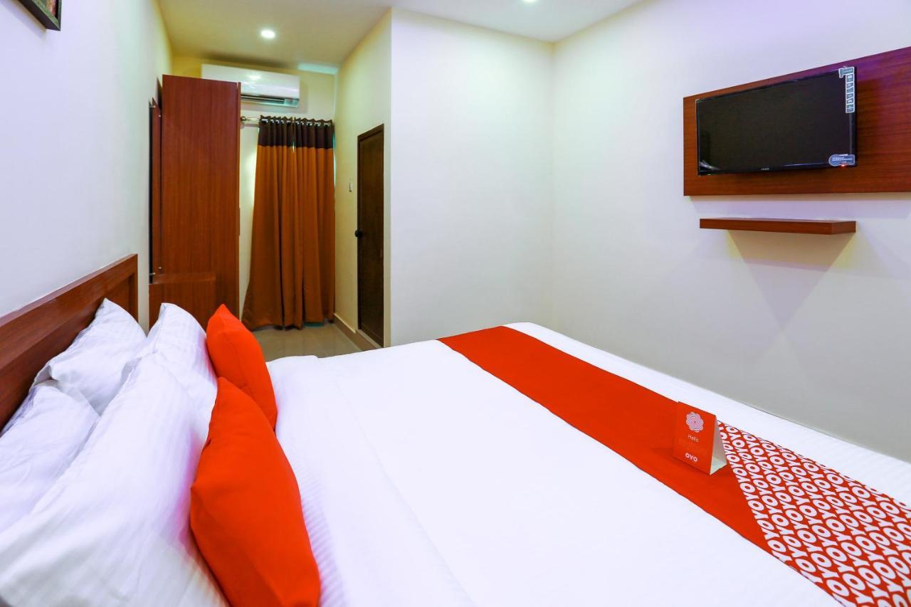 Oyo Ramis Residency Hotel Kannur Exterior photo