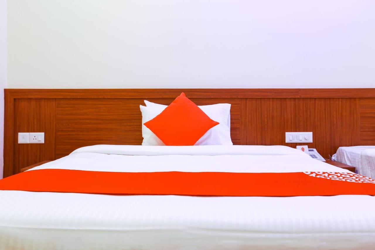 Oyo Ramis Residency Hotel Kannur Exterior photo